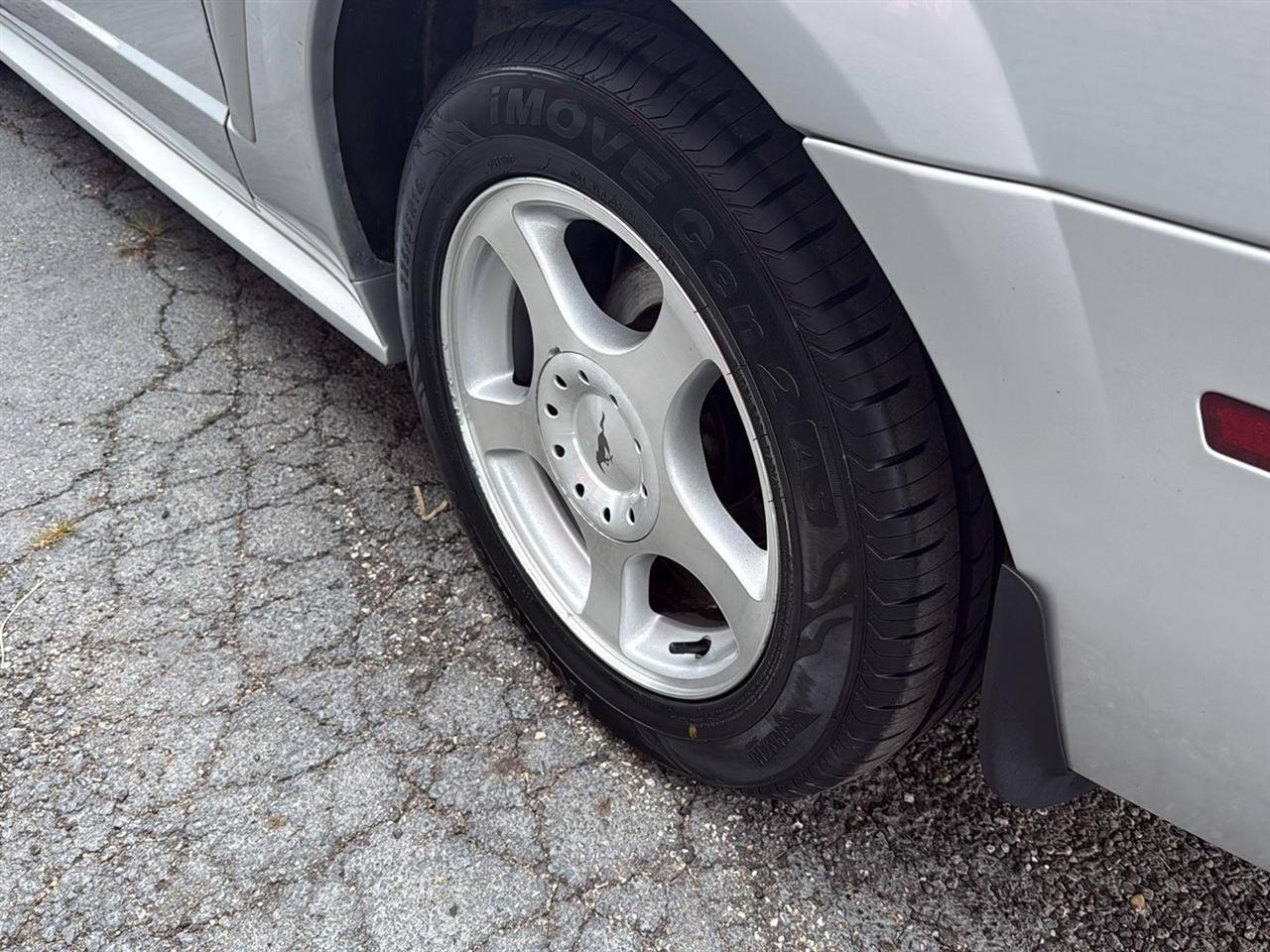Ford Mustang 2dr Conv Premium 2004