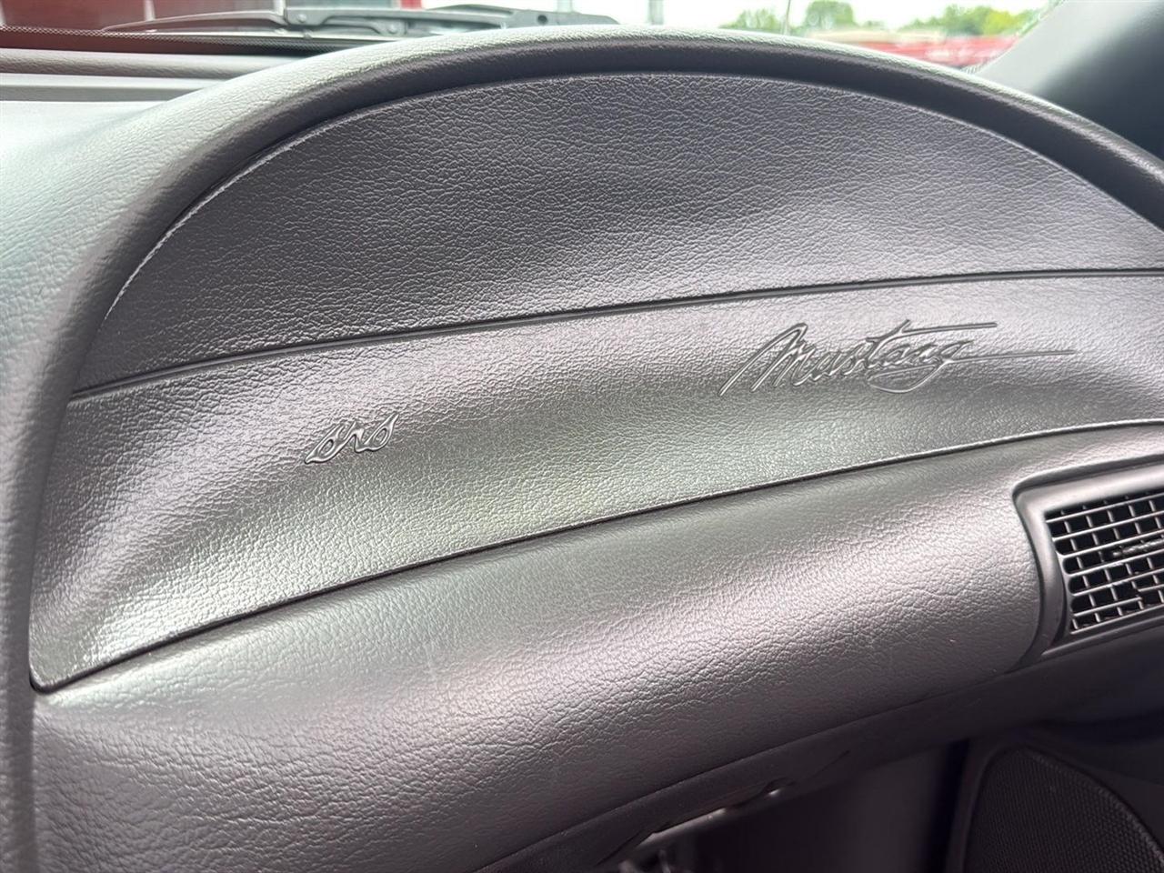 Ford Mustang 2dr Conv Premium 2004