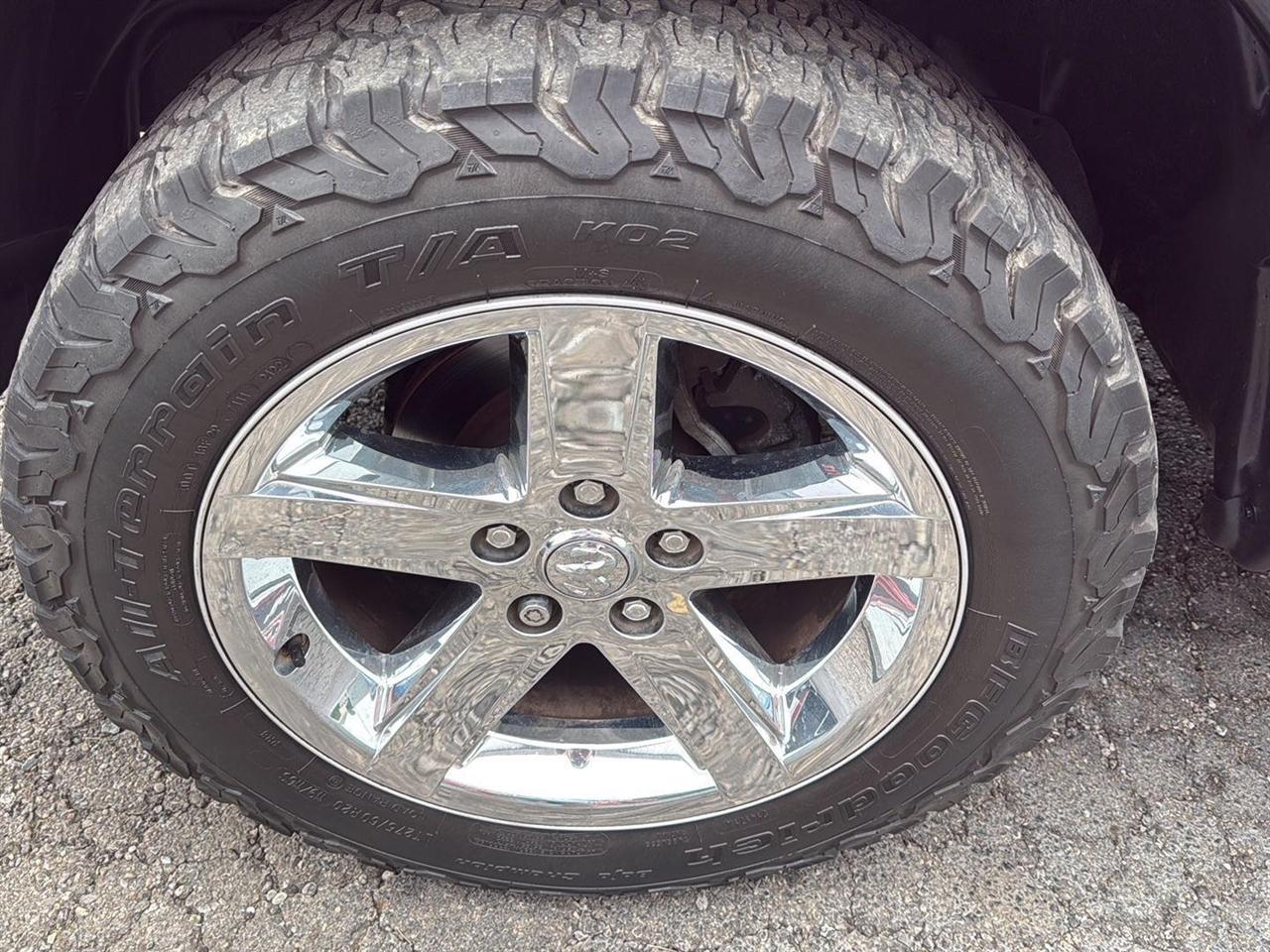RAM 1500 Express 4x4 Crew Cab 5'7" Box 2018