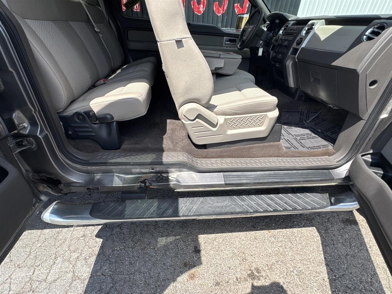 Ford F-150 4WD SuperCab 145" XLT 2010