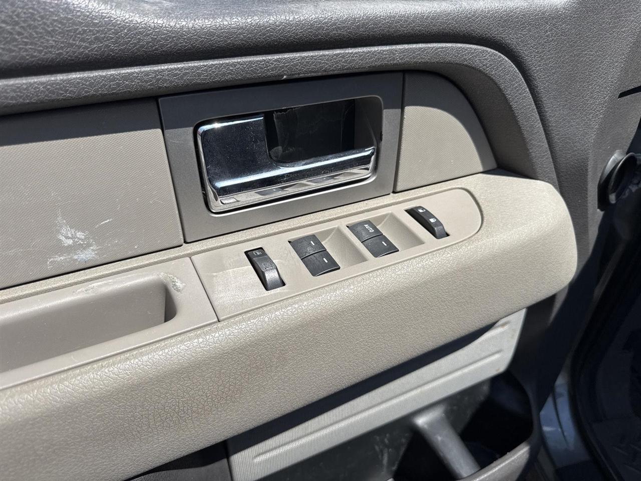 Ford F-150 4WD SuperCab 145" XLT 2010