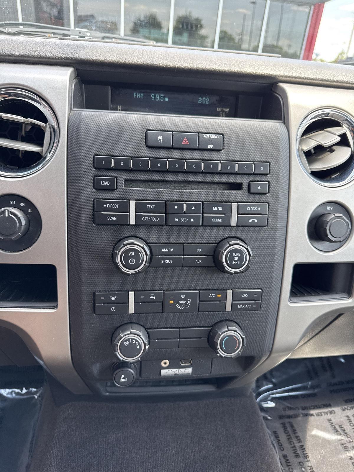 Ford F-150 4WD SuperCab 145" XLT 2010
