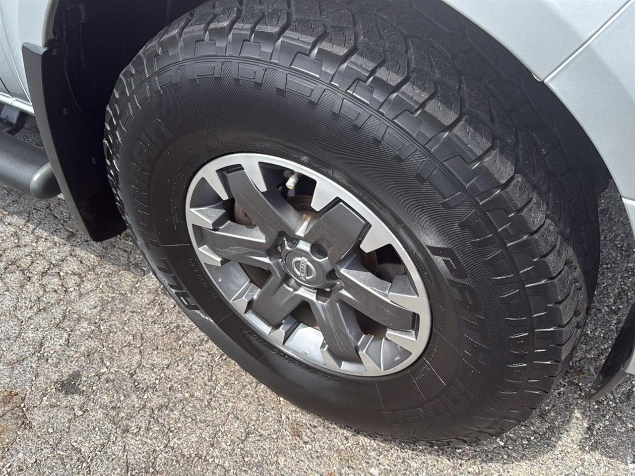Nissan Frontier Crew Cab 4x4 PRO-4X Auto 2019