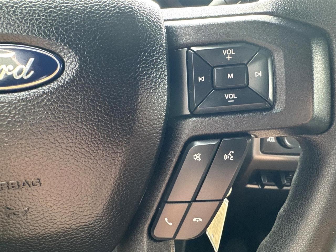 Ford Super Duty F-250 SRW King Ranch 4WD Crew Cab 8' Box 2017