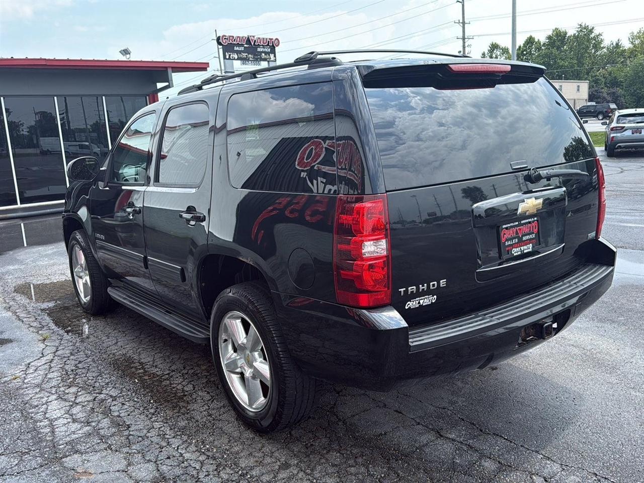 Chevrolet Tahoe 4WD 4dr 1500 LS 2011