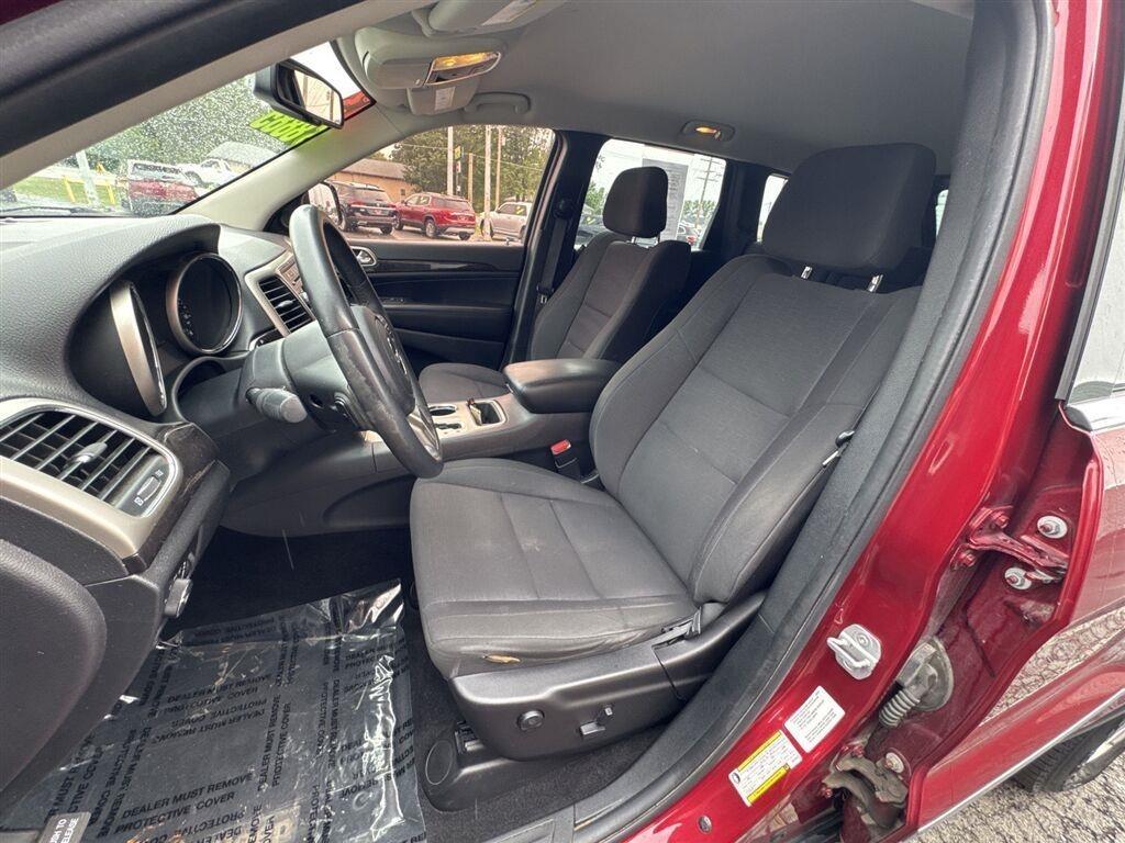 Jeep Grand Cherokee 4WD 4dr Laredo 2013