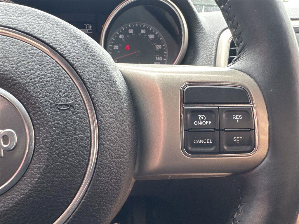 Jeep Grand Cherokee 4WD 4dr Laredo 2013