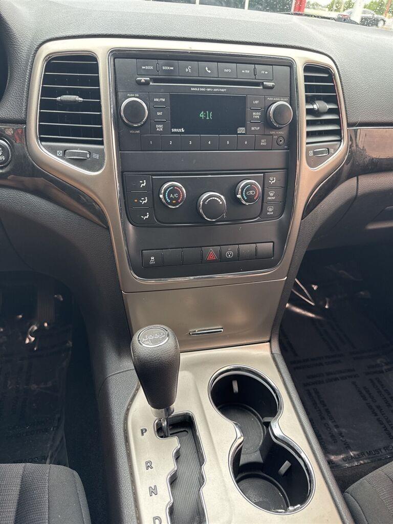 Jeep Grand Cherokee 4WD 4dr Laredo 2013