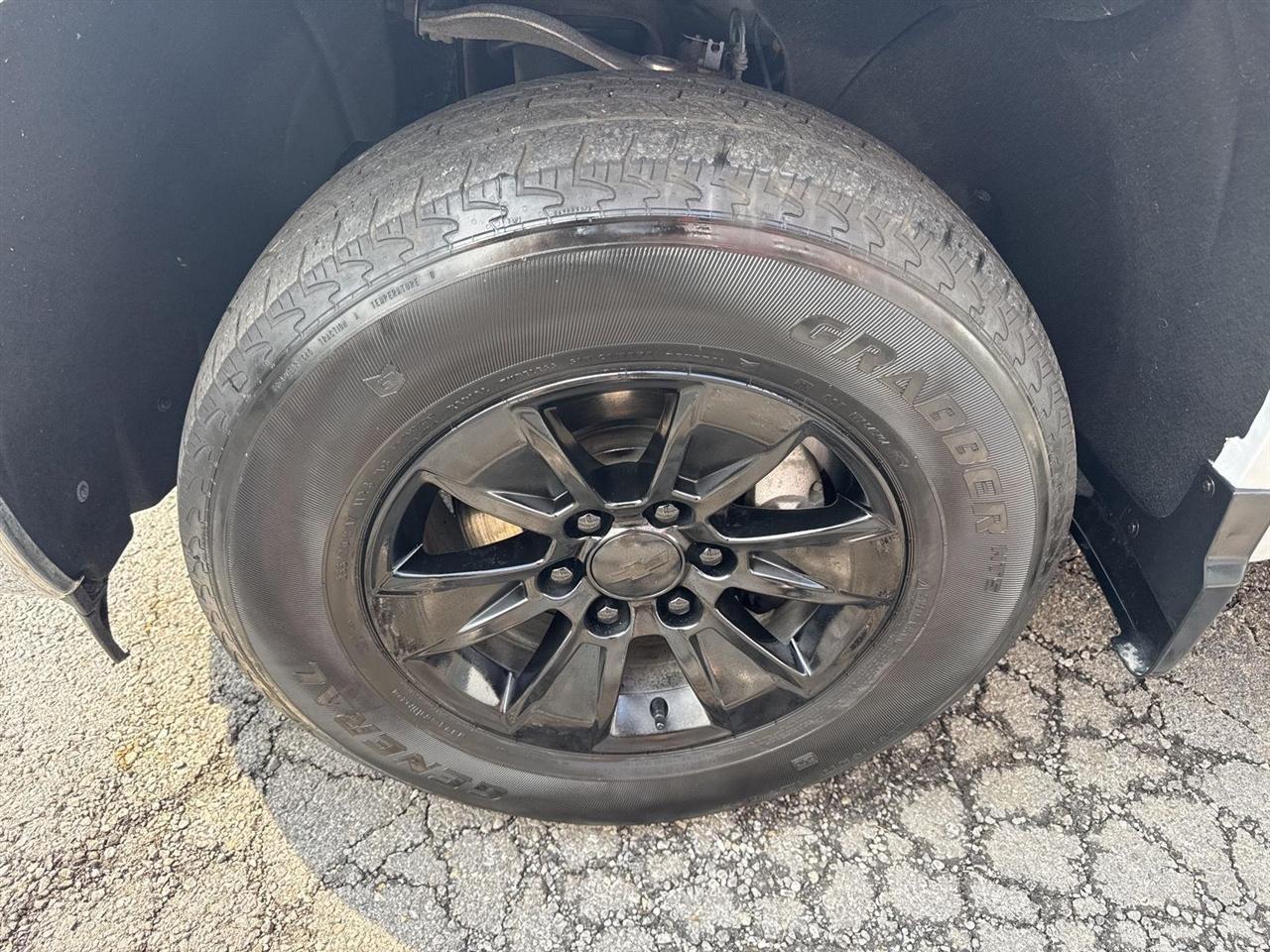 Chevrolet Silverado 1500 2WD Crew Cab 147" LT 2025