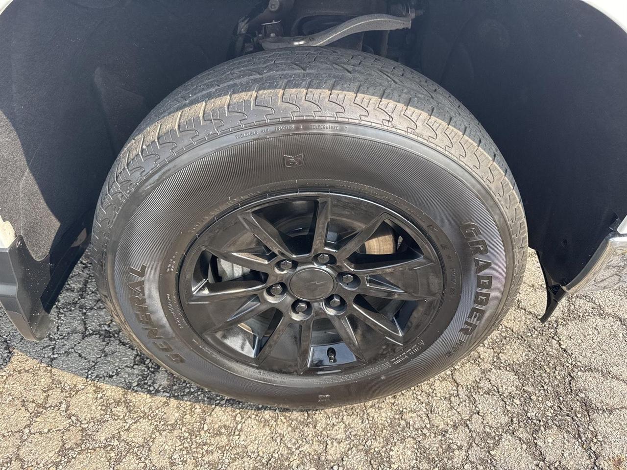 Chevrolet Silverado 1500 2WD Crew Cab 147" LT 2025