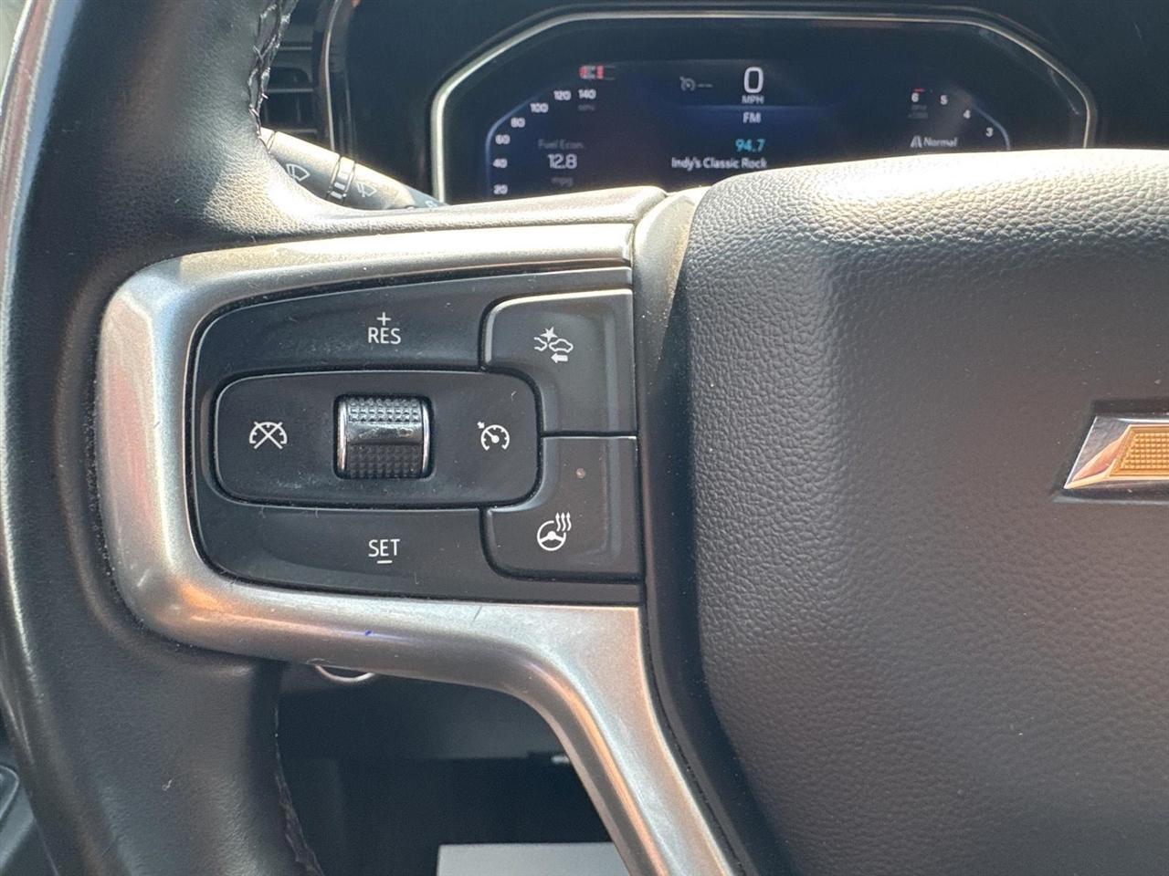 Chevrolet Silverado 1500 2WD Crew Cab 147" LT 2025