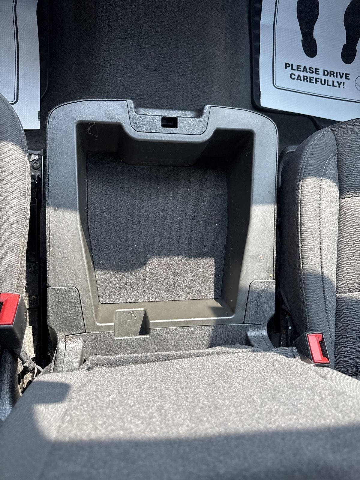 Chevrolet Silverado 1500 2WD Crew Cab 147" LT 2025