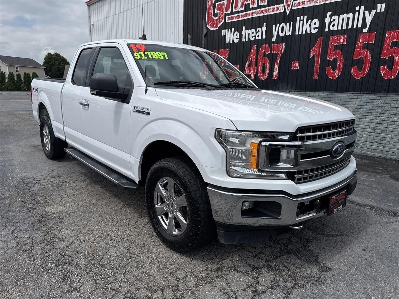 Ford F-150 Lariat 4WD SuperCab 8' Box 2019