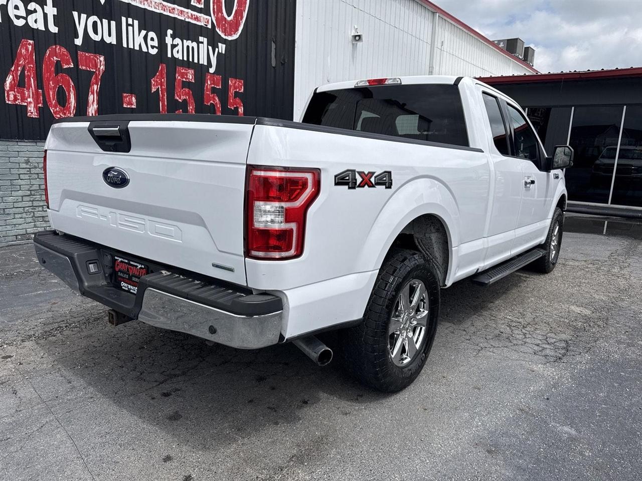 Ford F-150 Lariat 4WD SuperCab 8' Box 2019