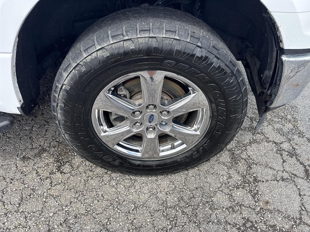 Ford F-150 Lariat 4WD SuperCab 8' Box 2019