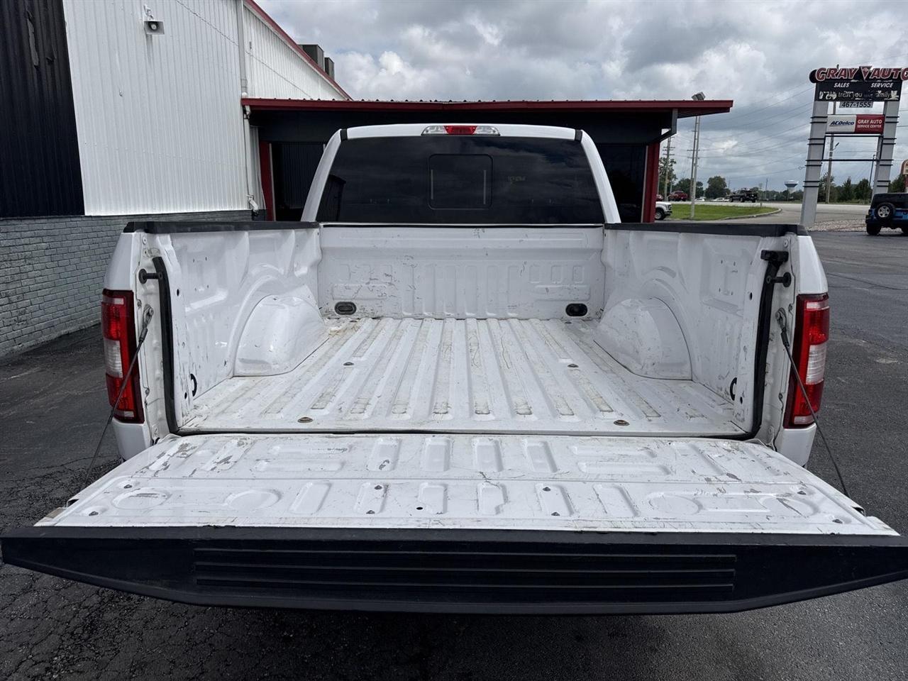 Ford F-150 Lariat 4WD SuperCab 8' Box 2019
