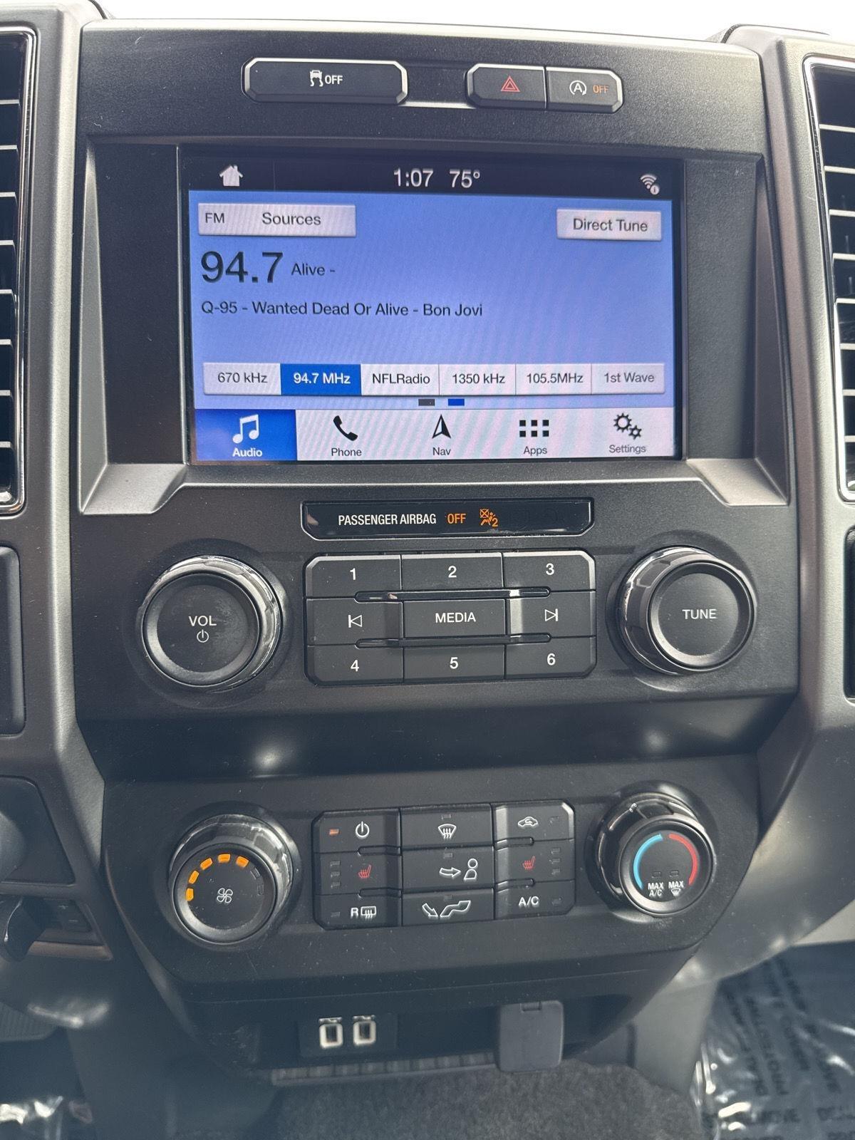 Ford F-150 Lariat 4WD SuperCab 8' Box 2019