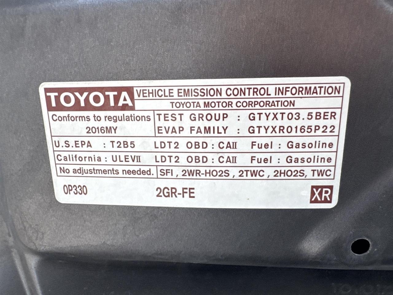 Toyota Highlander FWD 4dr V6 LE (Natl) 2016