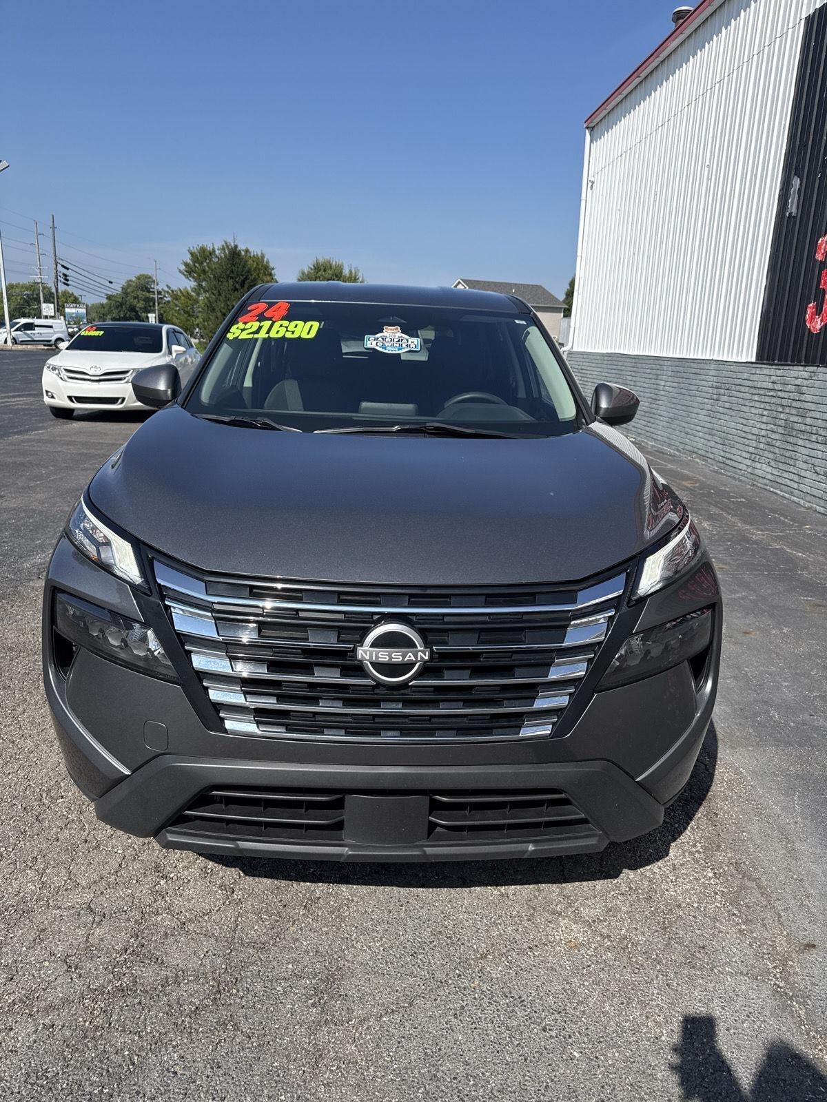 Nissan Rogue AWD SV 2024
