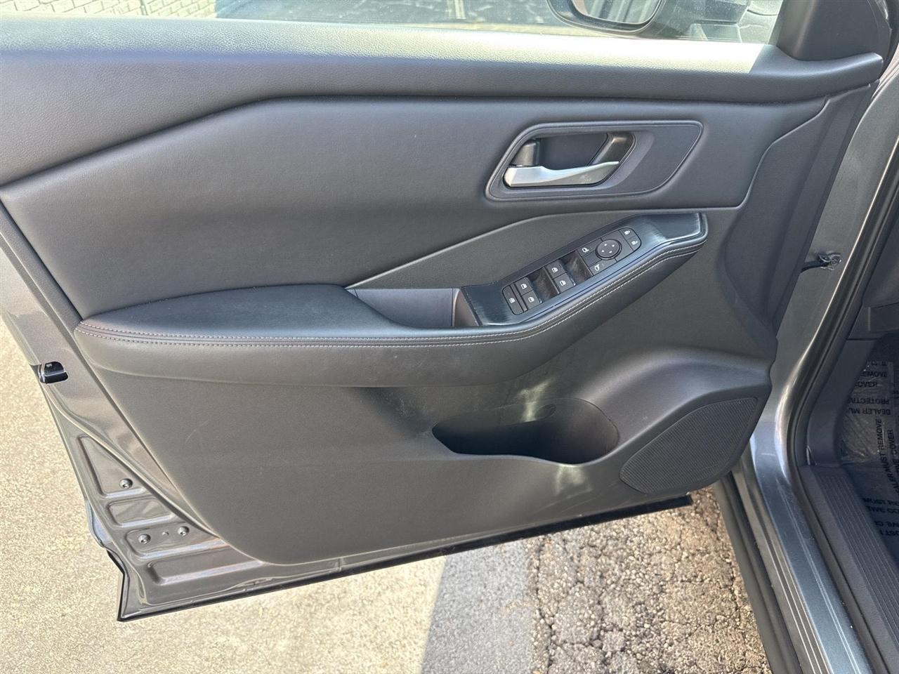 Nissan Rogue AWD SV 2024