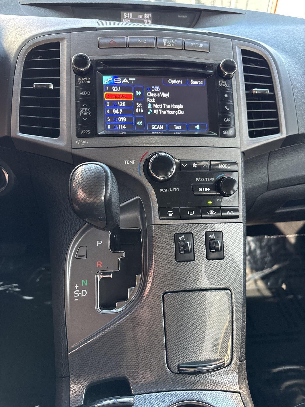 Toyota Venza 4dr Wgn V6 AWD Limited (Natl) 2014
