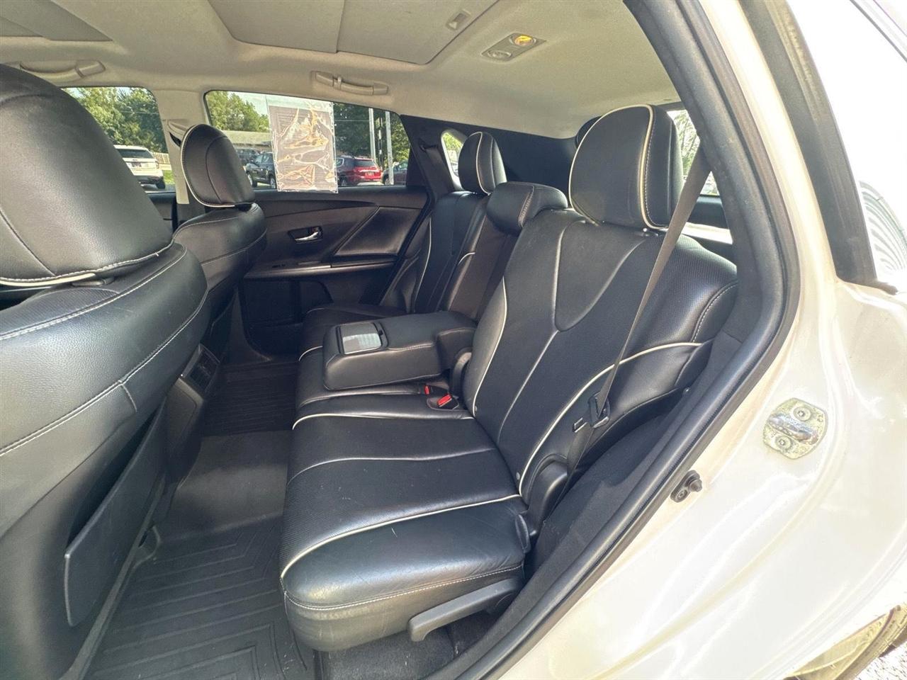 Toyota Venza 4dr Wgn V6 AWD Limited (Natl) 2014