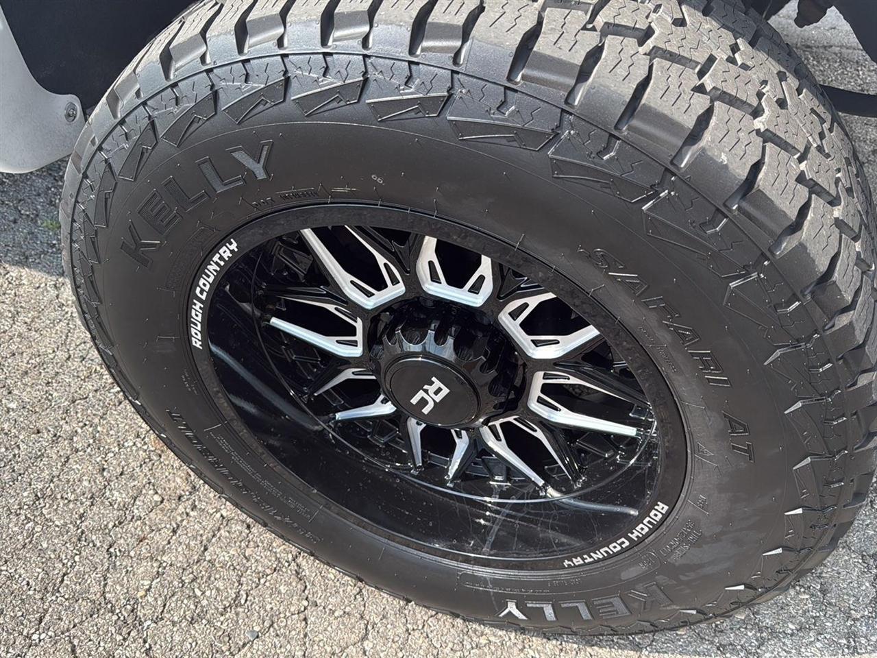 Ford Super Duty F-350 SRW 4WD Reg Cab 137" XL 2016