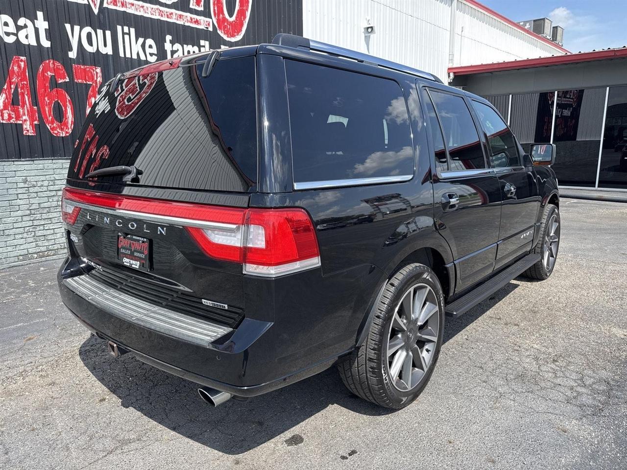 Lincoln Navigator 4WD 4dr Reserve 2016