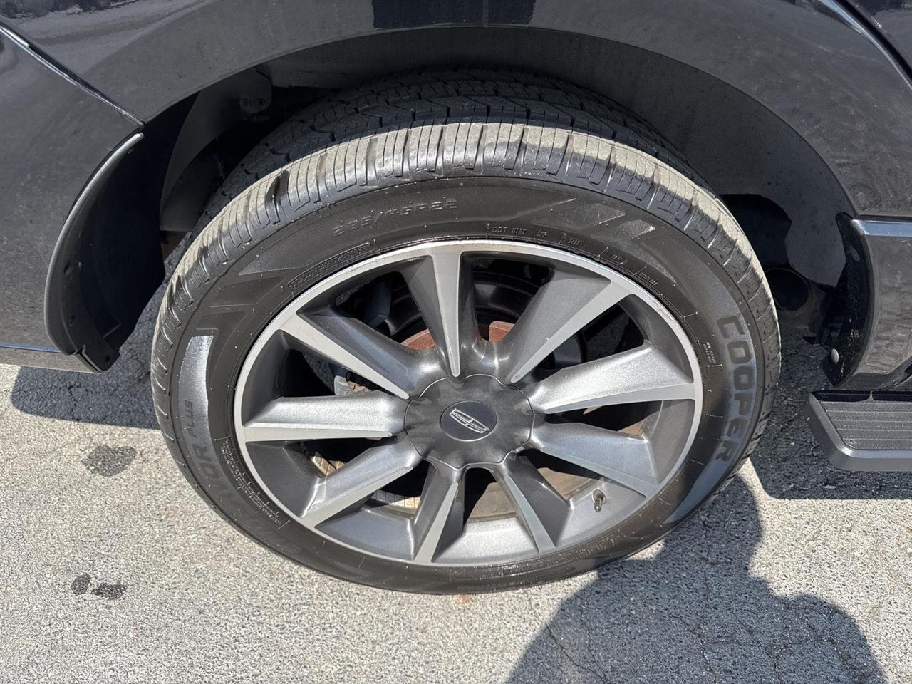 Lincoln Navigator 4WD 4dr Reserve 2016