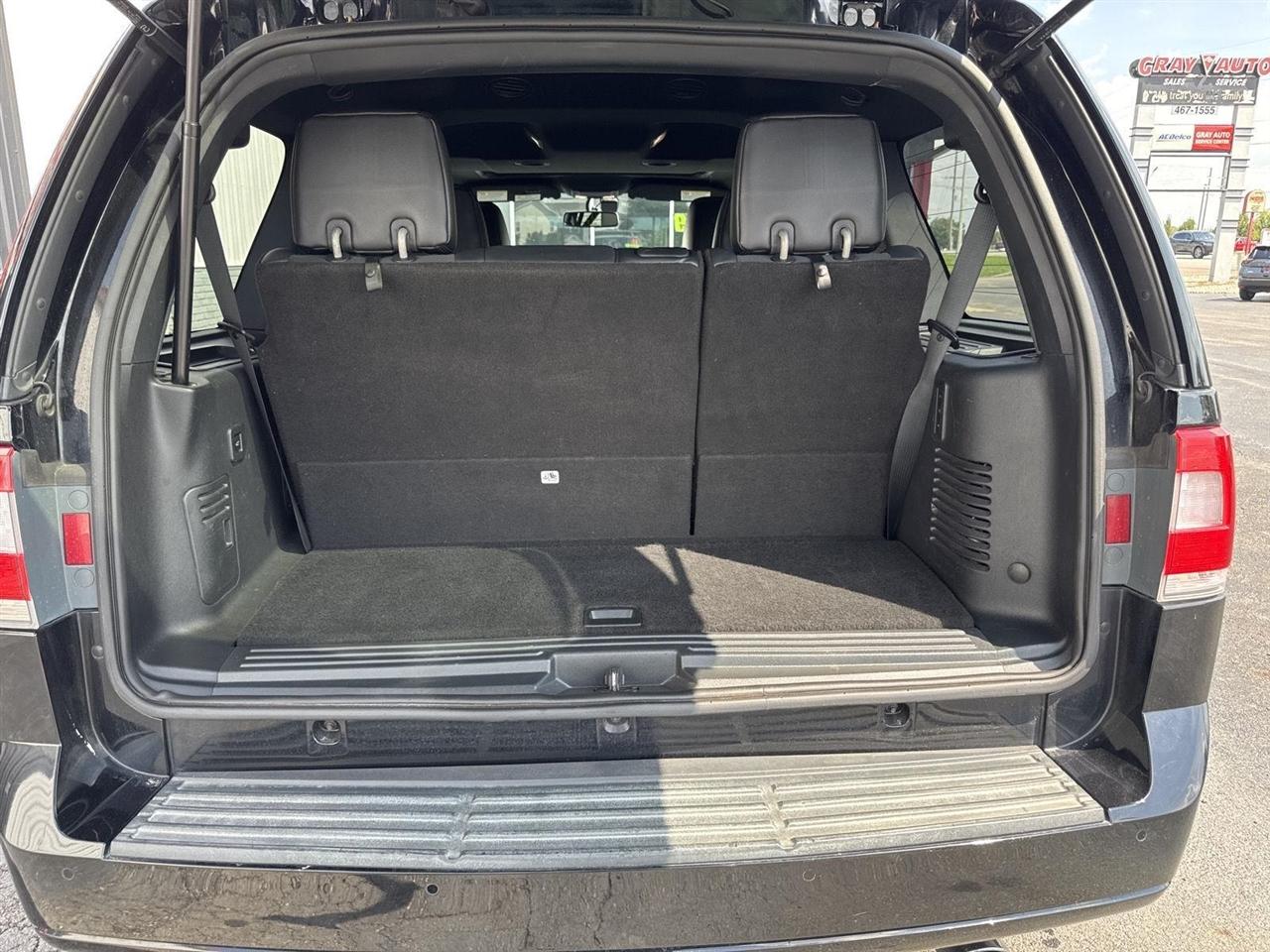 Lincoln Navigator 4WD 4dr Reserve 2016