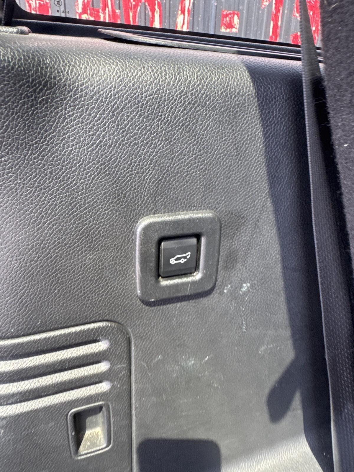 Lincoln Navigator 4WD 4dr Reserve 2016