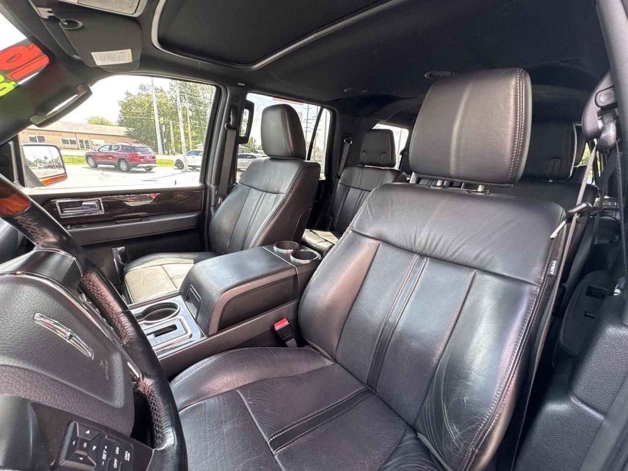 Lincoln Navigator 4WD 4dr Reserve 2016
