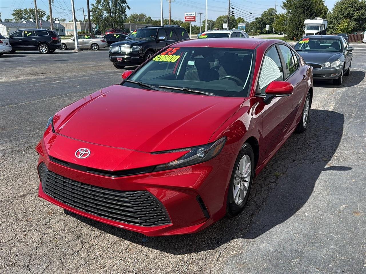 Toyota Camry XLE (Natl) 2025