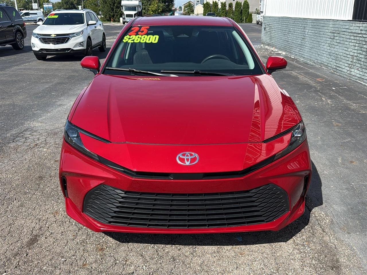 Toyota Camry XLE (Natl) 2025