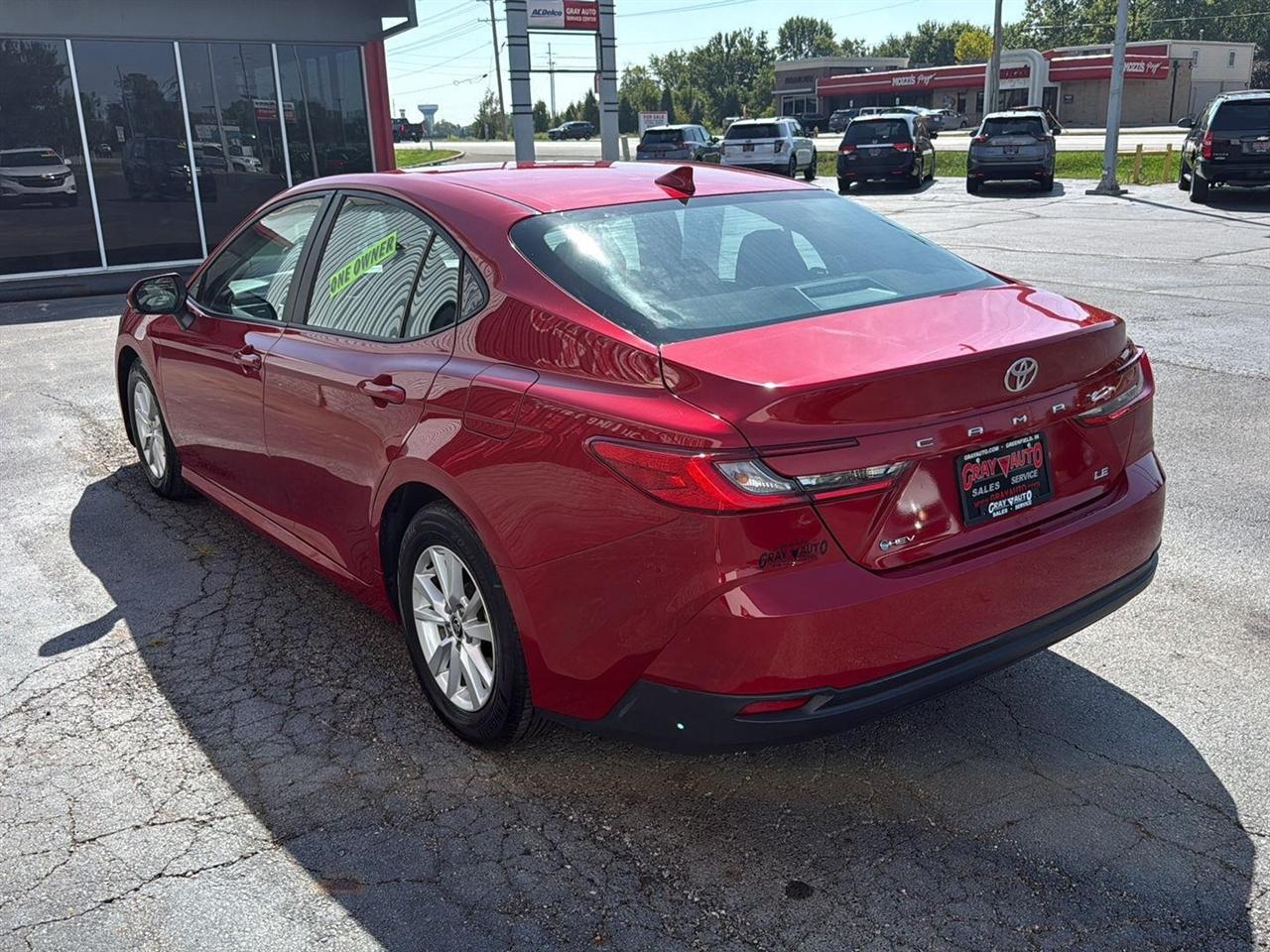 Toyota Camry XLE (Natl) 2025