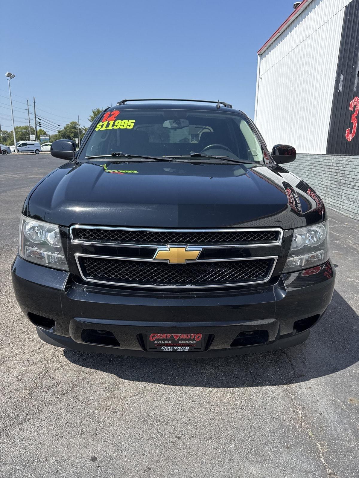 Chevrolet Avalanche 4WD Crew Cab LS 2012