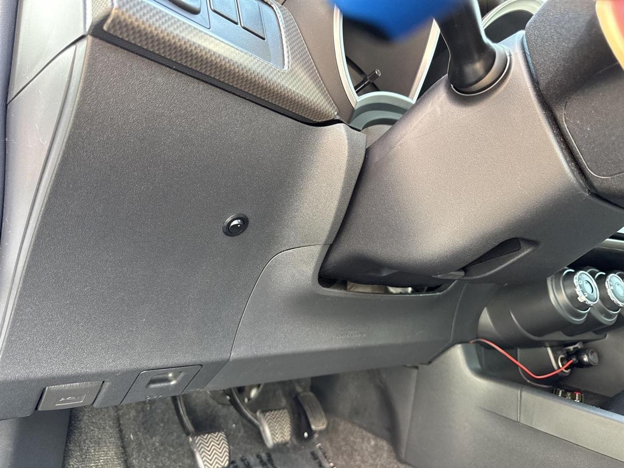 Scion tC 2dr HB Man (Natl) 2014