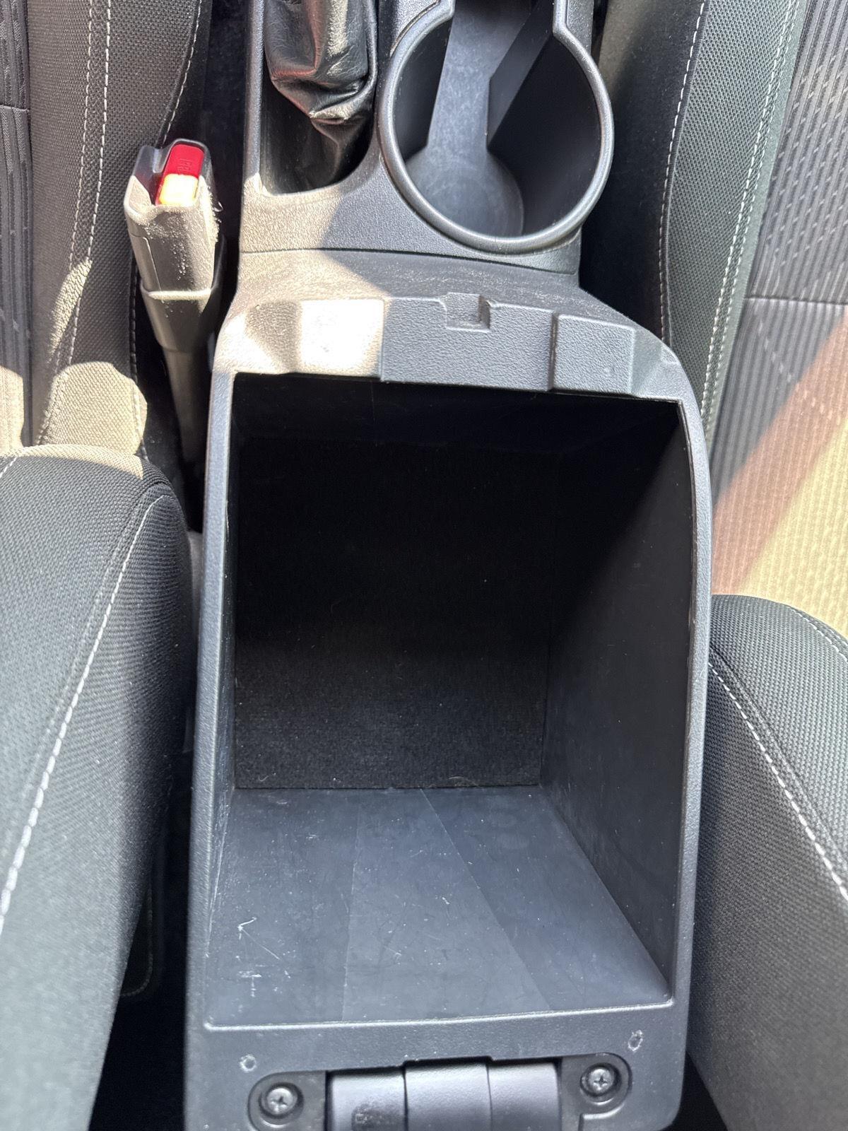 Scion tC 2dr HB Man (Natl) 2014