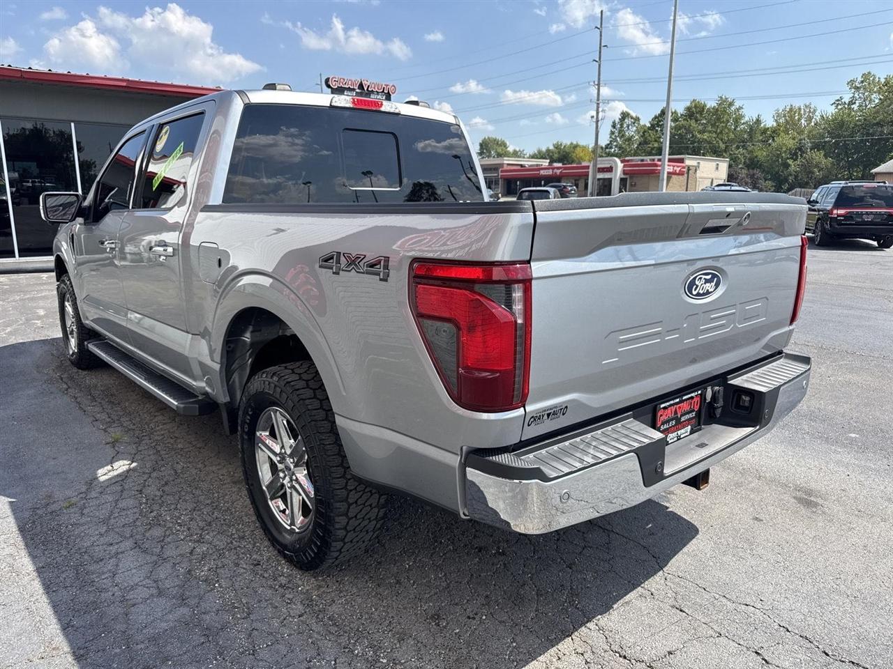 Ford F-150 XLT 4WD SuperCrew 5.5' Box 2024