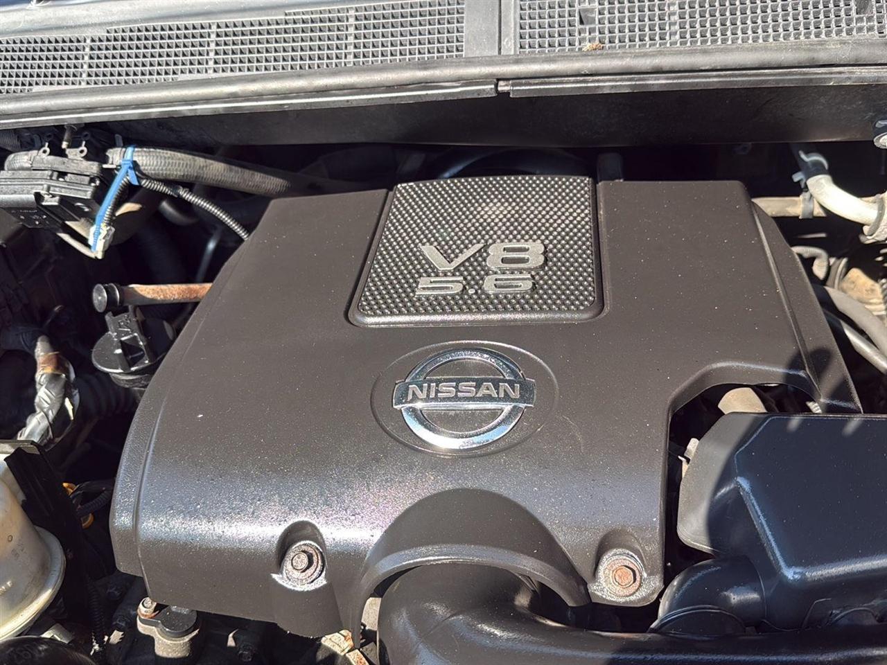 Nissan Titan 4WD Crew Cab SWB PRO-4X 2014