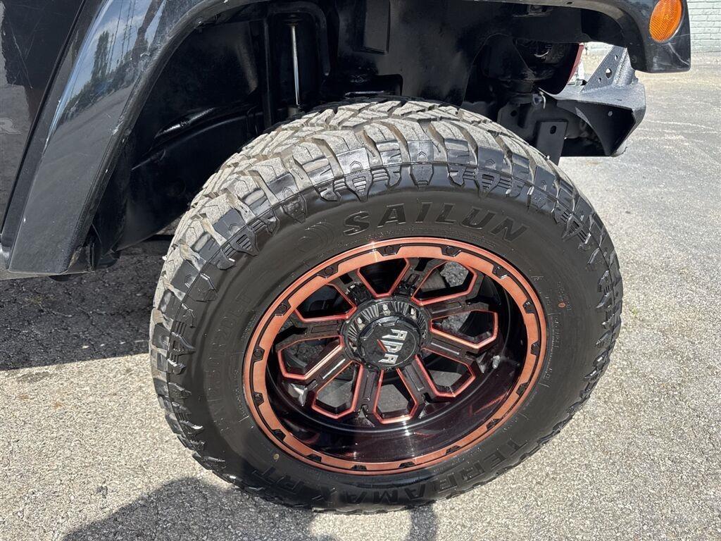 Jeep Wrangler Unlimited 4WD 4dr Freedom Edition *Ltd Avail* 2013