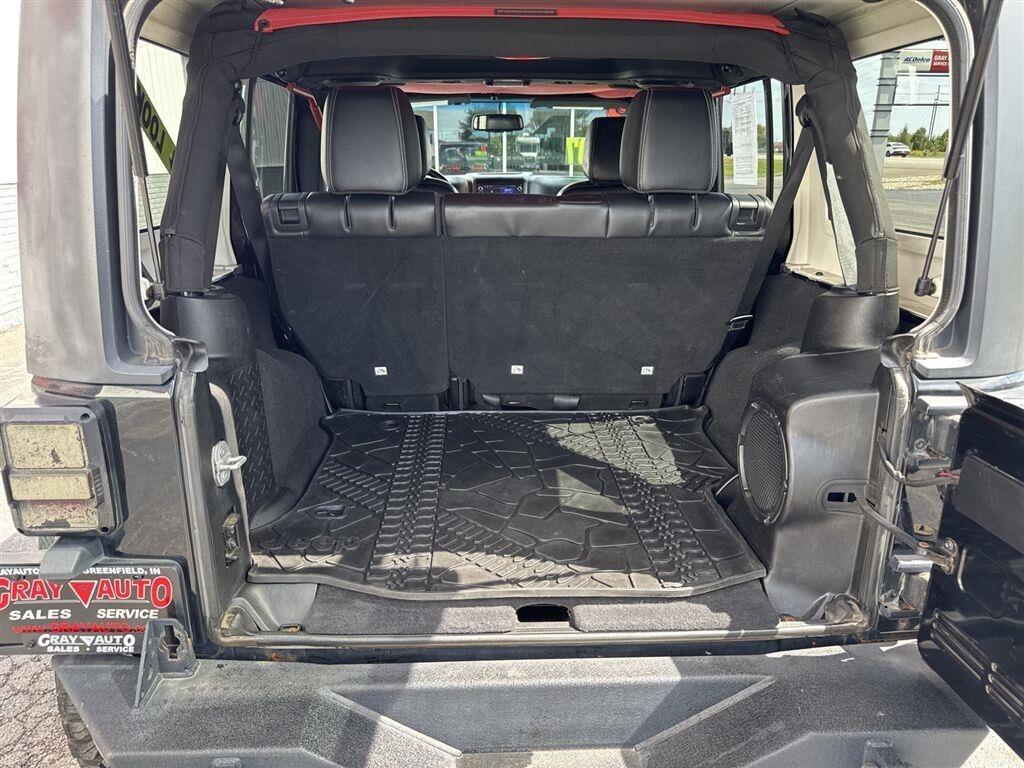Jeep Wrangler Unlimited 4WD 4dr Freedom Edition *Ltd Avail* 2013