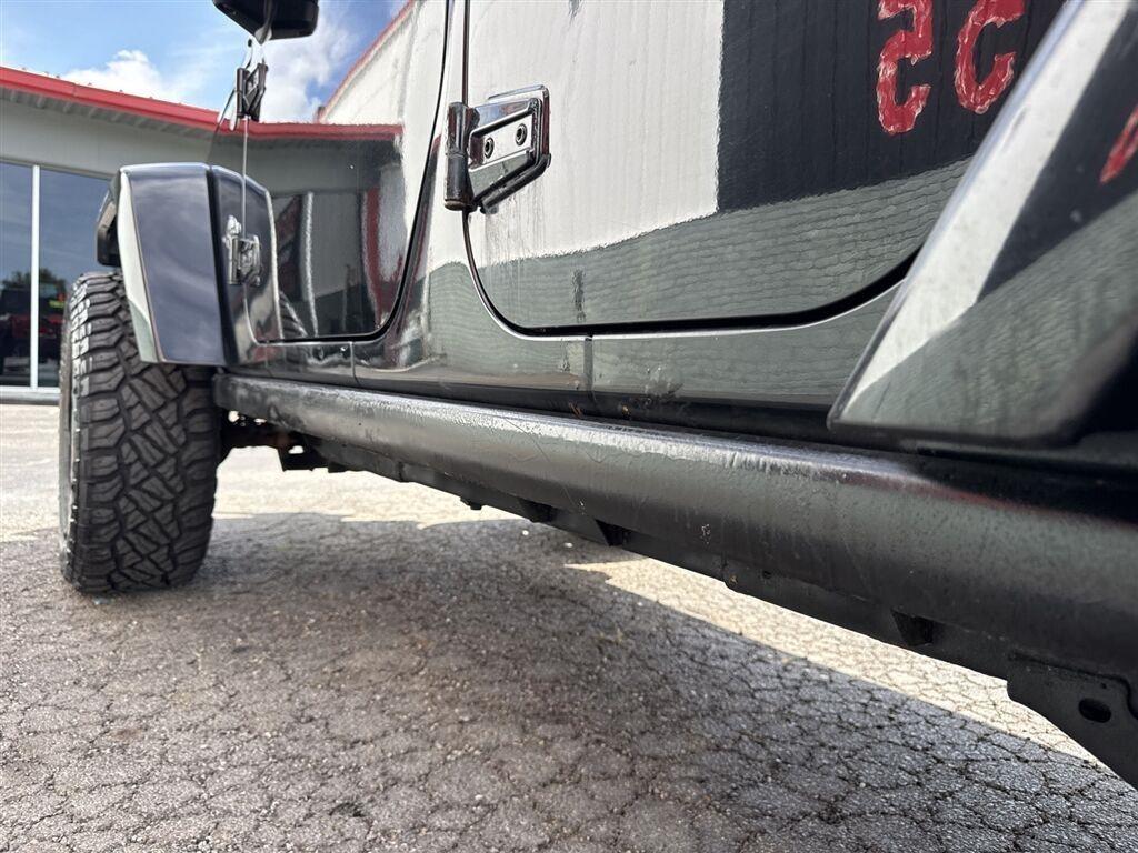 Jeep Wrangler Unlimited 4WD 4dr Freedom Edition *Ltd Avail* 2013