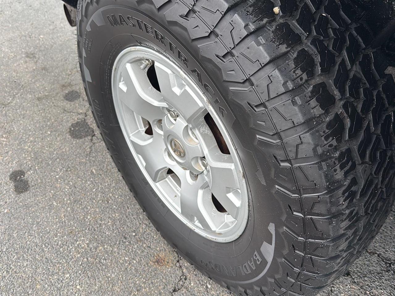 Toyota Tacoma Reg Cab Auto 4WD 2013
