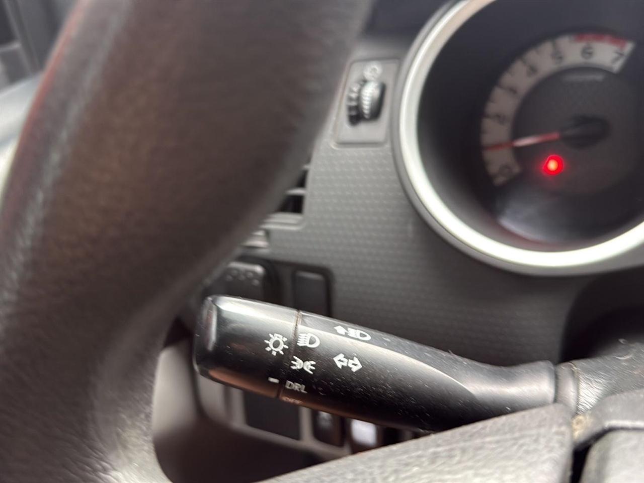 Toyota Tacoma Reg Cab Auto 4WD 2013