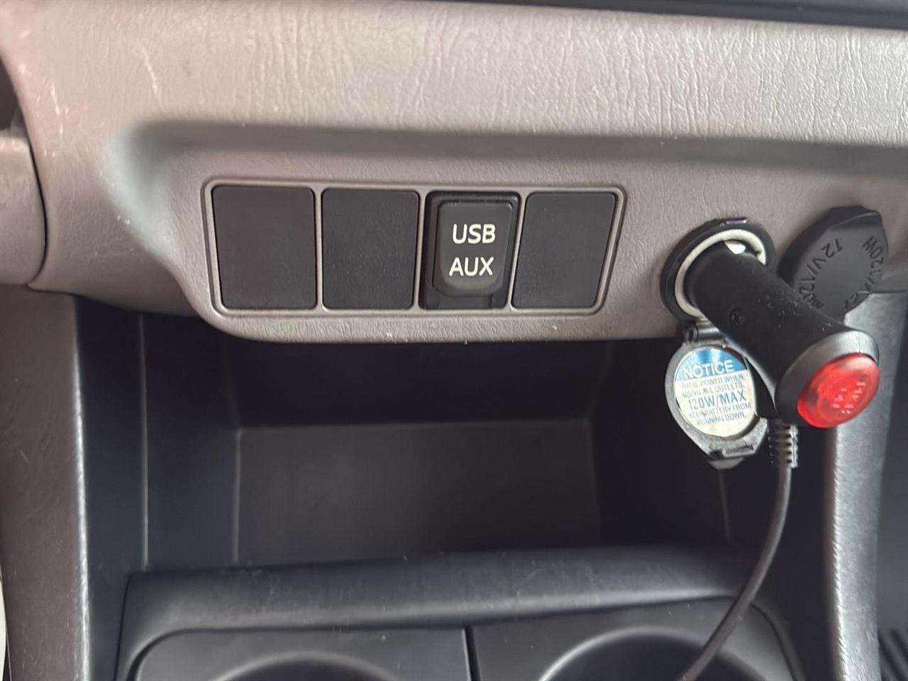 Toyota Tacoma Reg Cab Auto 4WD 2013