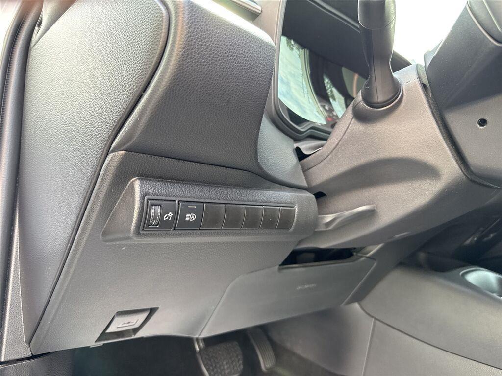 Toyota Corolla SE 4D Sedan at 2025