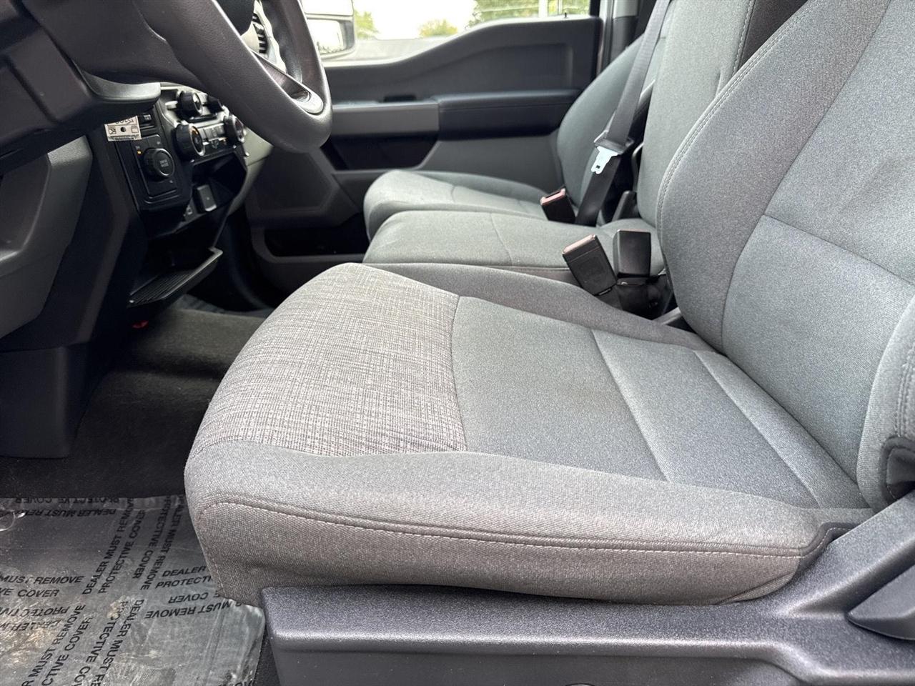 Ford Super Duty F-350 DRW Crew Cab 172" XLT 4WD 2026