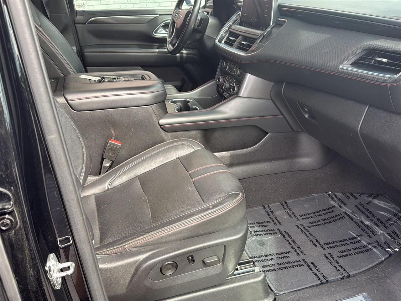 Chevrolet Suburban 4WD 4dr RST 2021