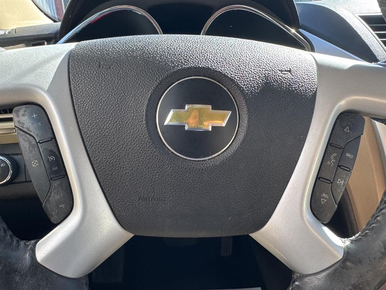 Chevrolet Traverse FWD 4dr LTZ 2012